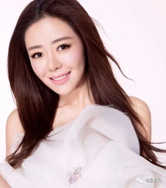 李宇春|尴尬了！李宇春担任好声音导师，同为快女冠军的她们却是参赛选手