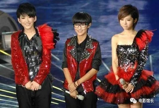 李宇春|尴尬了！李宇春担任好声音导师，同为快女冠军的她们却是参赛选手