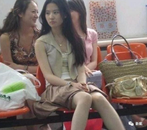 章子怡|怼得小S说不出话，还把章子怡迷得要死要活的他终于要翻红了？