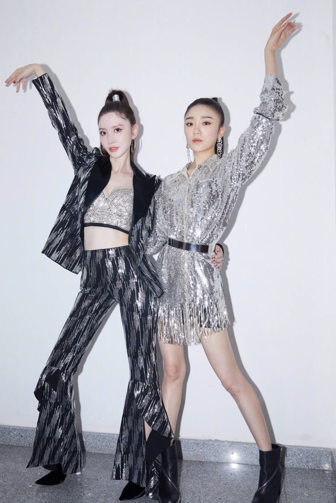 张萌|张萌曾骂她没有底线，后发视频道歉，她两同台不尴尬吗？