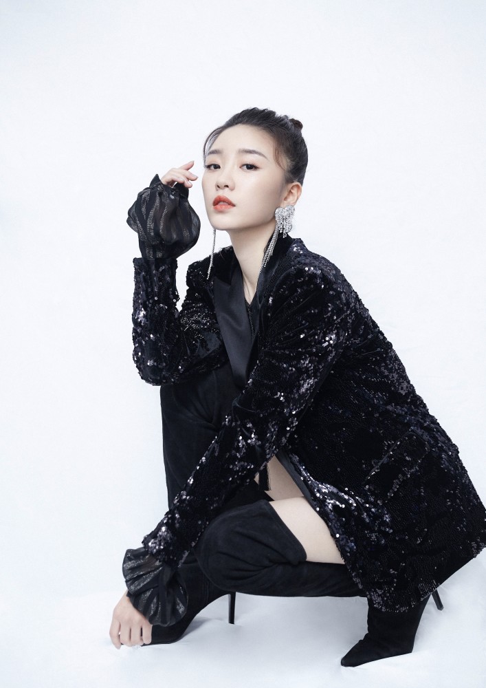 张萌|张萌曾骂她没有底线，后发视频道歉，她两同台不尴尬吗？