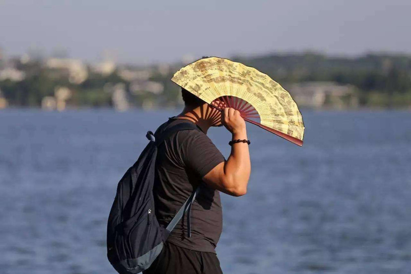 地球|2020年地球怎么了？秋后一伏，迎来罕见的8月降雪，该怎么办？