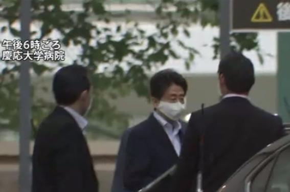 安倍晋三|休了三天“暑假”，做完体检后，安倍晋三重返工作岗位