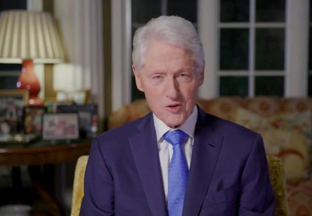 特朗普|克林顿痛批特朗普：他若再干四年，将继续甩锅，短视和欺凌弱小