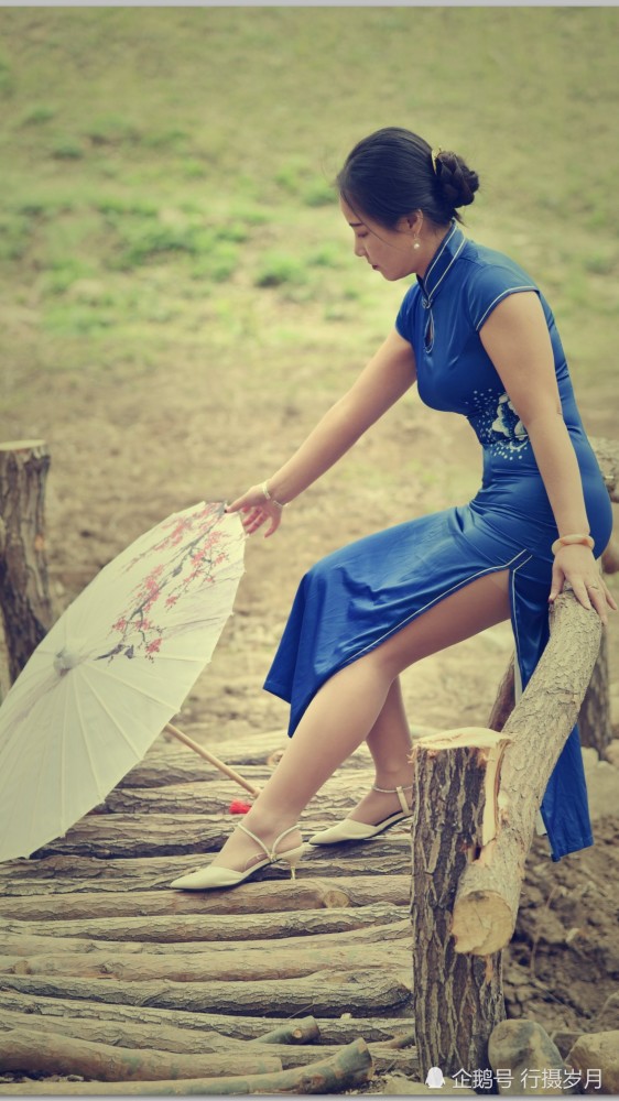 天际|一缕冷香，两份思愁，空等了三世