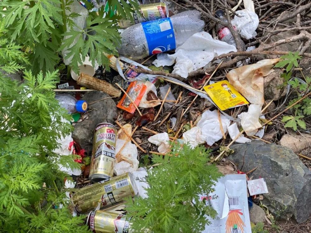 暗开收费栈道周边水库污染严重野蛮旅游正在伤害野长城