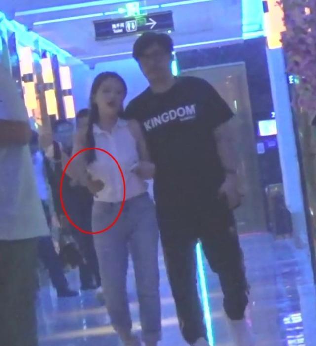 王岳伦|真要离婚？王岳伦壁咚事件再曝新料后，圈内好友删除力证他顾家爱妻的动态