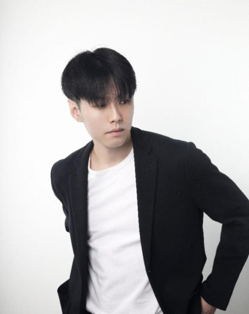 绝对唱响亚军王睿十年沉淀从歌手到音乐制作人