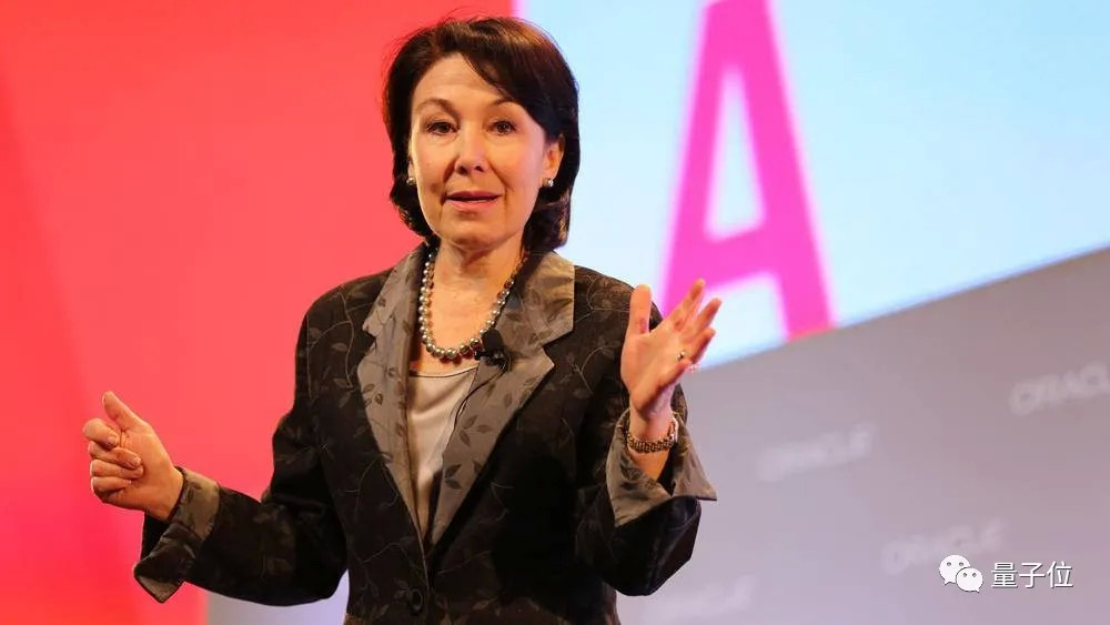 还有甲骨文的ceo safra catz,总收入为4341万美元,其期权奖励就有4240