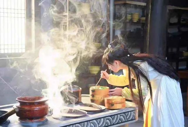 关于美食,谁说女子不如男?从宋朝的美厨娘说起