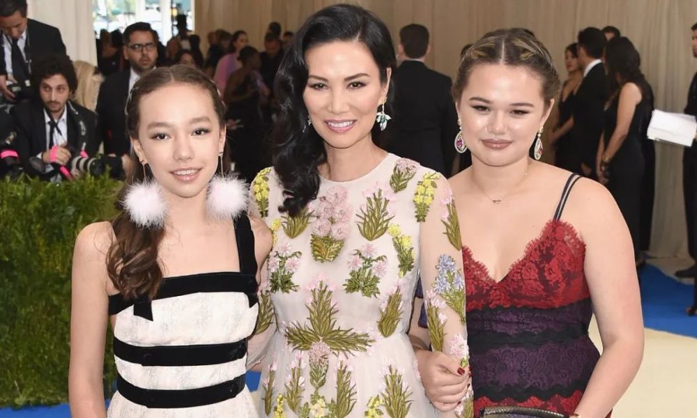 邓文迪|邓文迪女儿躺赚260亿，成最年轻亿万富翁：养娃才是最高级的本事