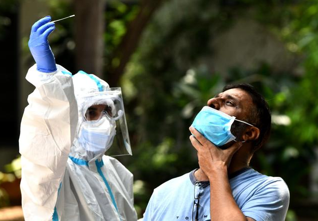 超级传播者|73个新冠毒株变种！传染力快10倍，已出现“超级传播者”