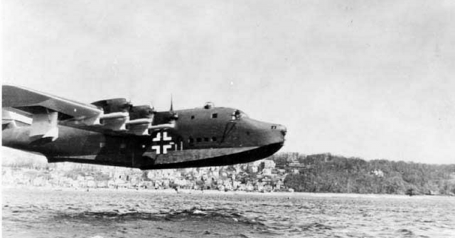 二战水上飞机母舰图片