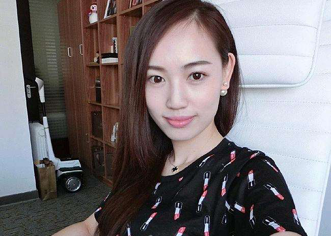 比王宝强还无奈被老婆卷走家产6个孩子还都不是亲生的