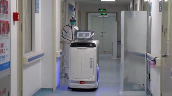 在西班牙医院上岗的“机器人护士”产自中国
