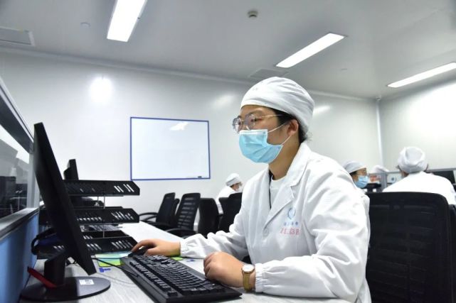 陈媛媛我是组长让我上