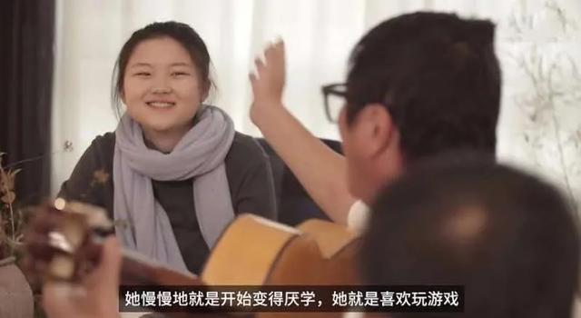 孙楠|送继女学《女德》，让亲生女儿出国留学，“后妈”潘蔚的双标行为