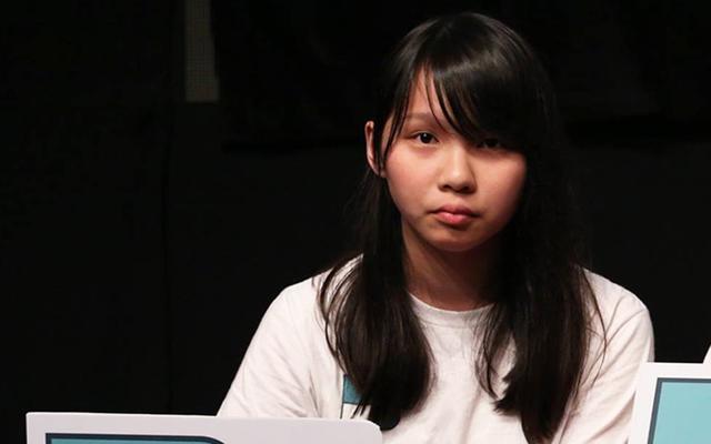 周庭刚释放就被查揽炒团队运作这下交保释金也没用了