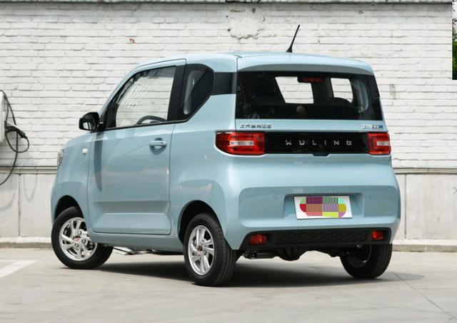 上市7天狂卖7000多辆,五菱"老头乐"真火了,续航120km全国质保