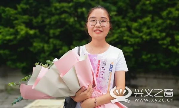 祝贺兴义八中4名学霸拿到清华大学录取通知书