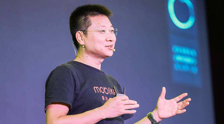 摩拜创始人胡玮炜的"锦鲤"老公:众佬助赚15亿,1人独获美人心_腾讯新闻