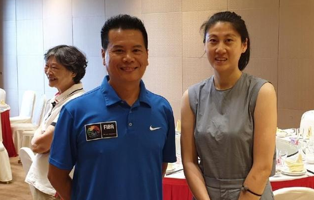 女篮卞兰曾嫁军人后离异二婚篮球同行退役后夫妻双双任教练