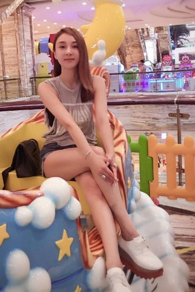 43岁"梦萍"近照曝光,隐退嫁香港富商婚后育有两子