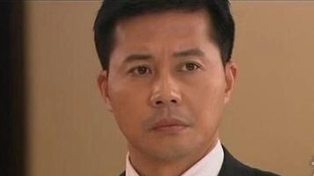 佟瑞欣|55岁佟瑞欣：低调结婚22年无绯闻，妻子是我们熟悉的她