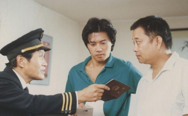 佟瑞欣|55岁佟瑞欣：低调结婚22年无绯闻，妻子是我们熟悉的她