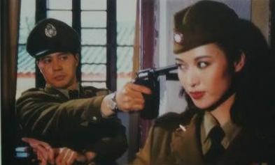 佟瑞欣|55岁佟瑞欣：低调结婚22年无绯闻，妻子是我们熟悉的她