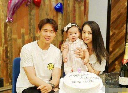 高云翔|和高云翔离婚一年，董璇曝当下生活状态，未承认和苏小玎恋情