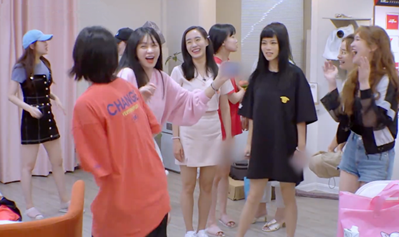 浪姐 人际关系复杂 朱婧汐眼中的李斯丹妮说明一切 很真实 腾讯新闻