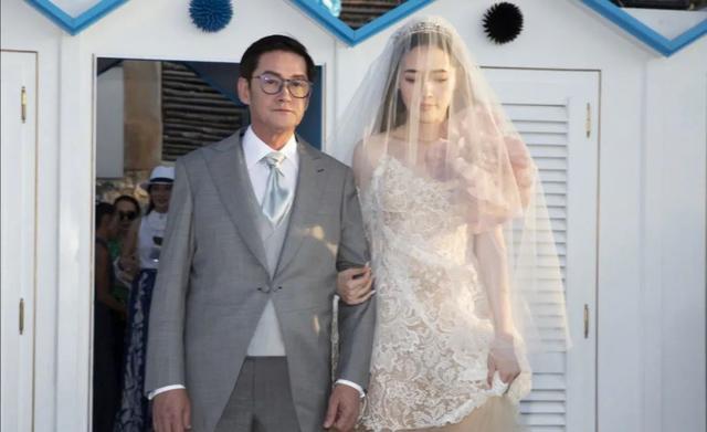 郭碧婷|郭碧婷爸爸：开早餐店养大三个女儿，郭碧婷嫁豪门到底是福是祸？