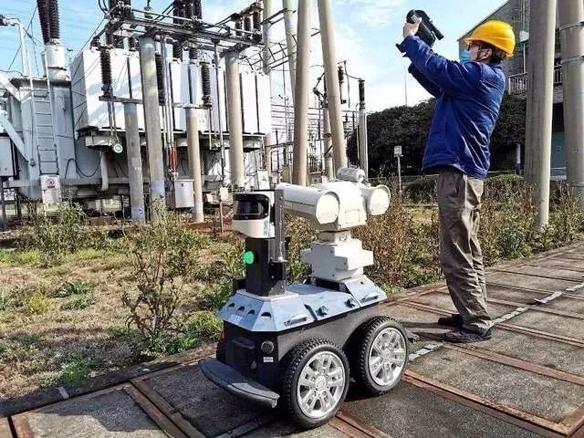 电力巡检机器人来了!7×24小时高频率,无人化巡检