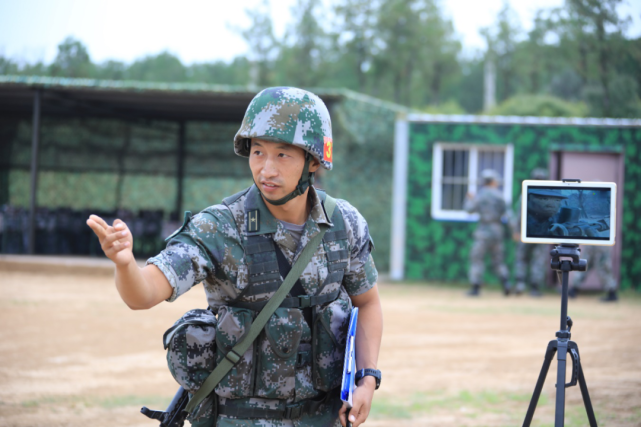 陆军组织新训机构"四会"教练员比武