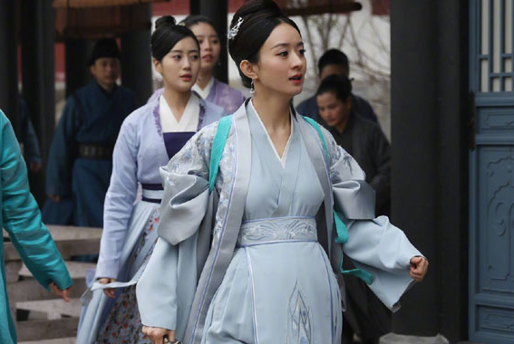 迪丽热巴|亚太区最美100张面孔十五强：赵丽颖baby均在列，唯有热巴进前十