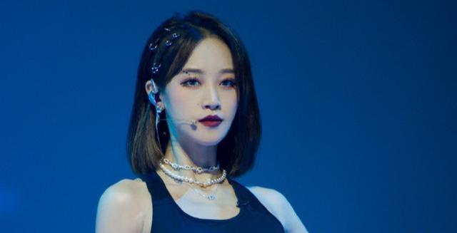 乘风破浪的姐姐|网传《浪姐》最终7人成团名单，万茜让给孟佳，黄龄让给张含韵