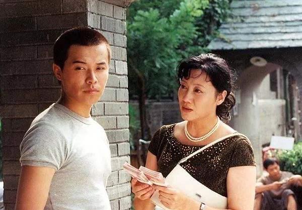 陈思诚|被开除，骂导演，当歌手，夜会神秘女，“狂妄自大”的陈思诚