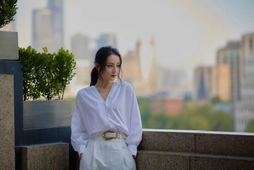 赵露思|真·深藏不露，赵露思开始做自己的妆发造型师了？