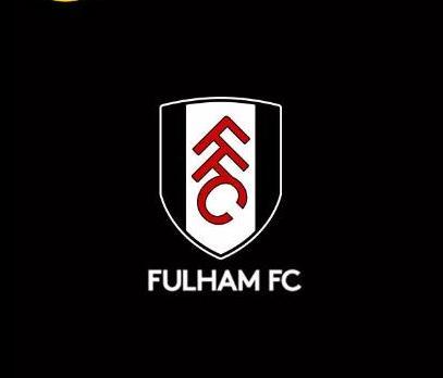 在2008年加盟巴塞罗那之前,皮克一直在曼联效力,现在这名优秀的中后卫