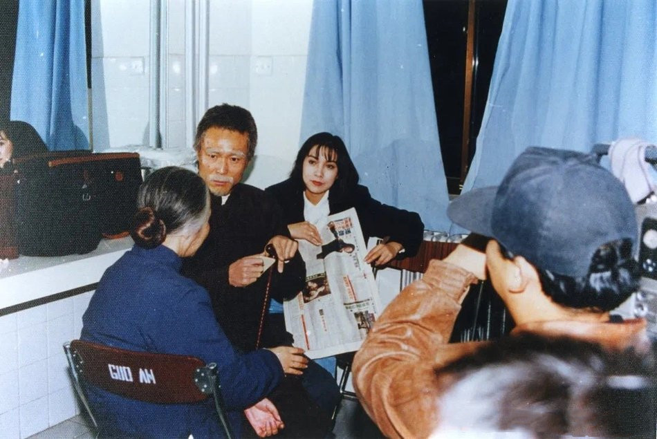 谢园|61岁去世的谢园看上去平平无奇，背后却藏着顶级京圈大佬资源