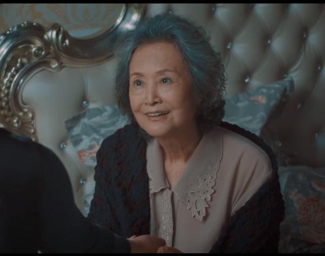 谢晋小花导演张铮均用她出演主要角色今80岁仍活跃影坛