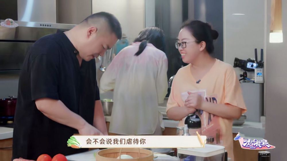 岳云鹏|岳云鹏和赵小棠的这顿饭，让你看懂：即使很穷，也有真爱