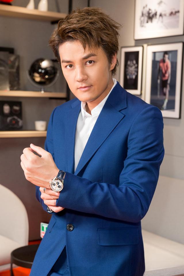 吴克群礼物放冰箱制造惊喜 观察女友喜好挑表当暖男