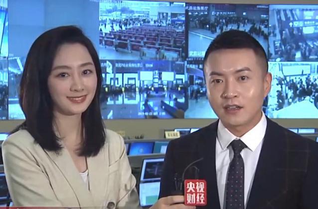 央视|央视《第一时间》出现新面孔，主持效果自然流畅，颜值为她加分