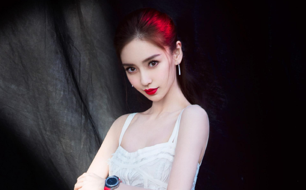 angelababy|Angelababy演技逆袭？四段哭戏吹上天，网友：不觉得尴尬吗？