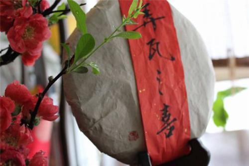 诗·小雅·斯干|古代生男称“弄璋”，生女称“弄瓦”，璋是美玉，瓦是何物？