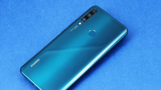 预算不足2000元华为给你贴心功能体验后置三摄麒麟710