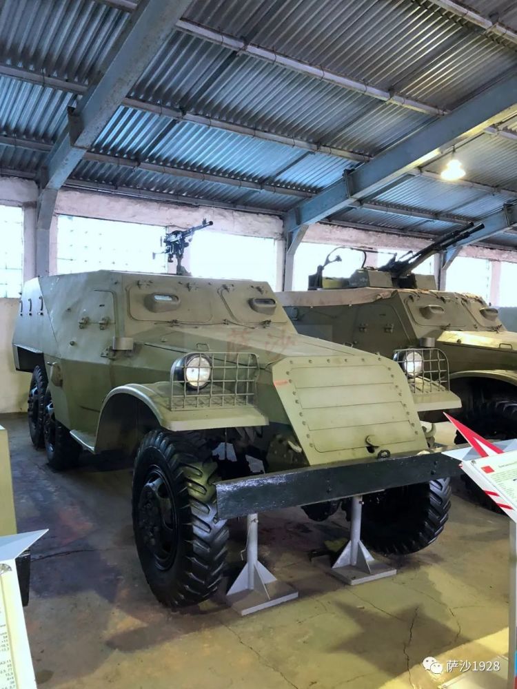 服役40年的苏军btr-152轮式装甲运兵车:萨沙的兵器图谱第185期