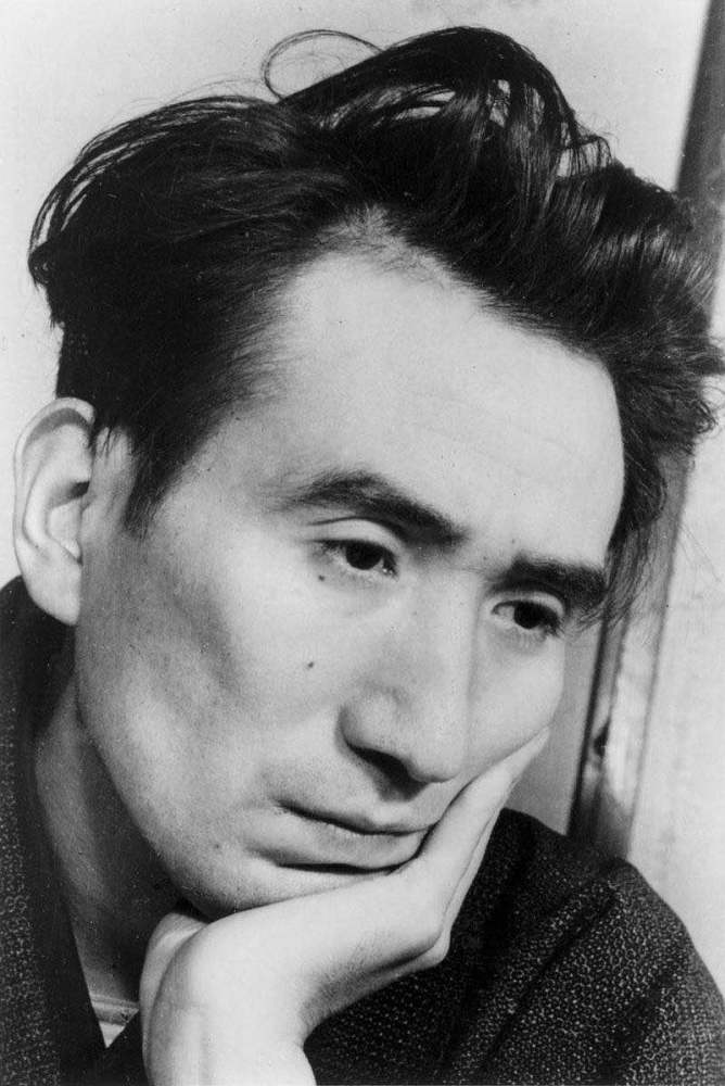 大庭叶藏|一个死得最多的日本作家，凭什么被奉为“丧神鼻祖”？